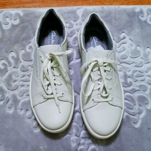 Clarks white sneaker